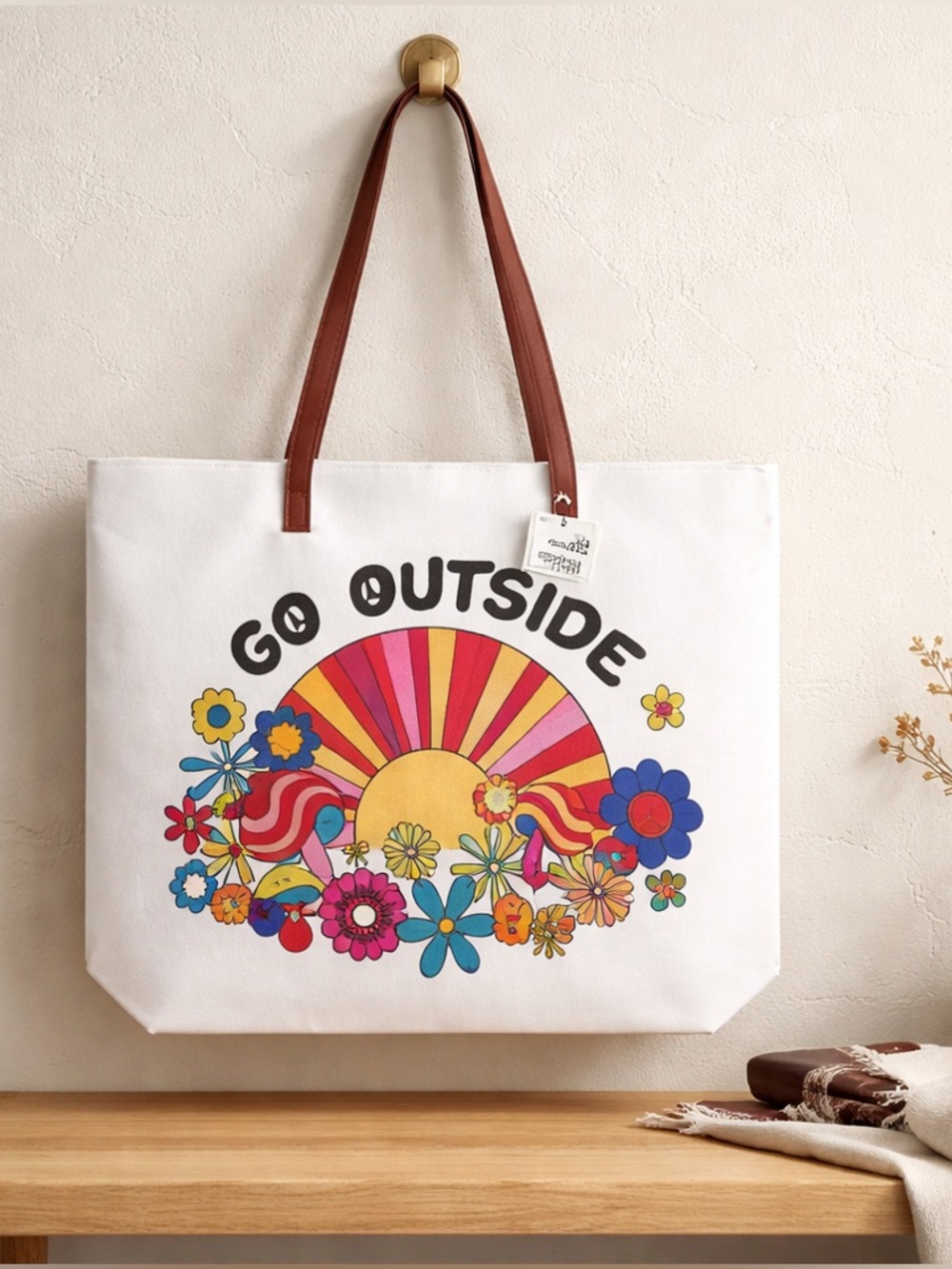 NWT Large Summer 70’s Vibes Tote Bag so much room!  Never used